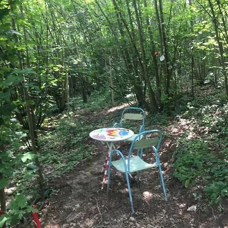 Starsbox Casasilvana Glamping *