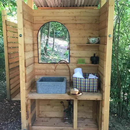 Glamping Starsbox Casasilvana Alba (Piedmont)